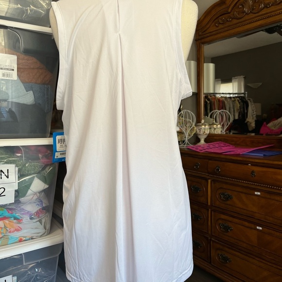 Omni-Wick Tank - Picture 3 of 9